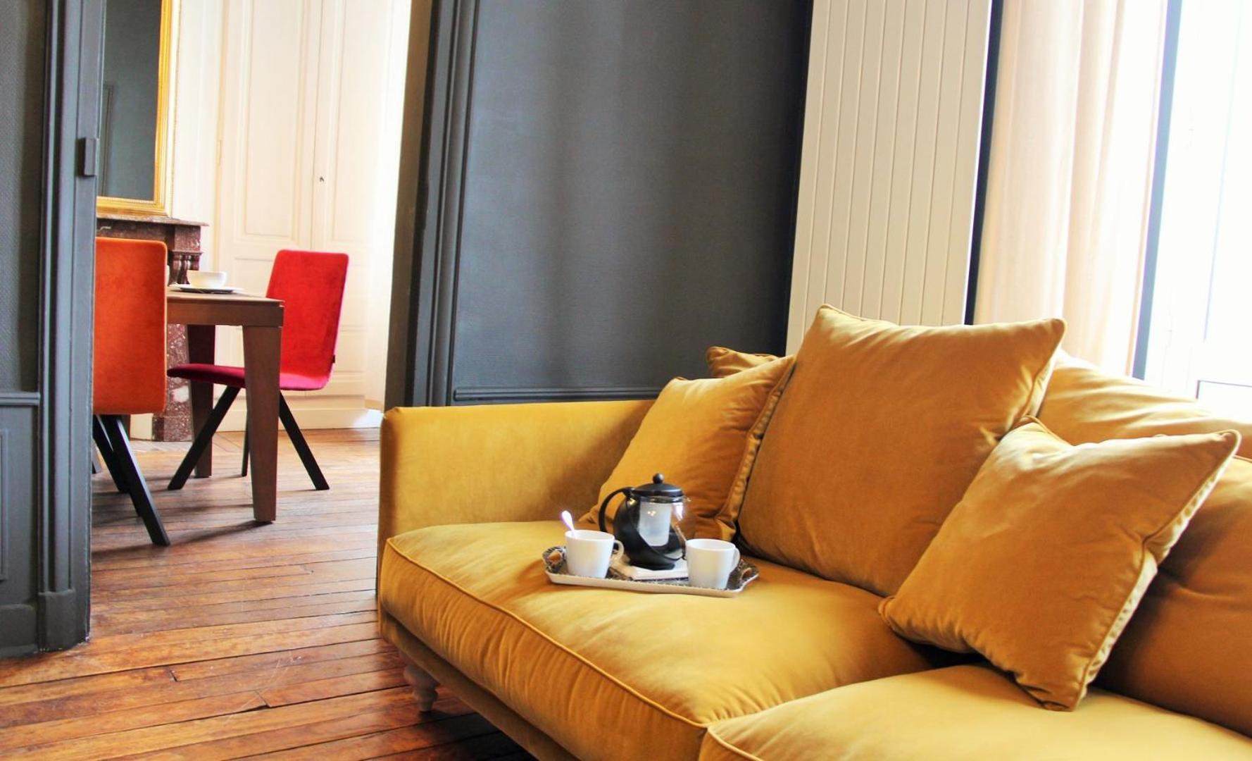 Henri IV - Parking Included - Self Check-In Apartment Chartres Luaran gambar